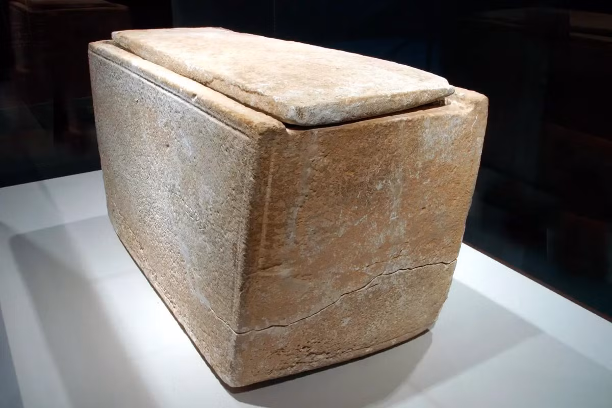 Theo một số nguồn tin, James qua đời vào năm 62 sau Công nguyên hoặc 69 sau Công nguyên. Ảnh: Drew Cunningham/Getty Images.