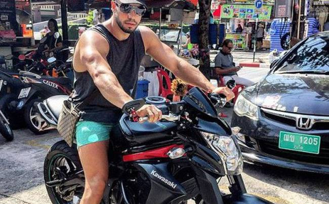 Lời khuyên của Matthew Lepre là khi bắt đầu khởi nghiệp không bao giờ được nghi ngờ bản thân. Điều quan trọng là xác định được những mục tiêu và cuộc sống hoàn hảo và viết ra, sau đó hình dung những gì bạn muốn. Hằng ngày đọc các mục tiêu này để đi vào tâm trí và cố gắng đạt được.