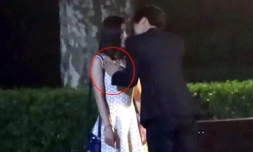 Sau ly hon Luu Khai Uy, Duong Mich hen ho Ly Dich Phong?-Hinh-2