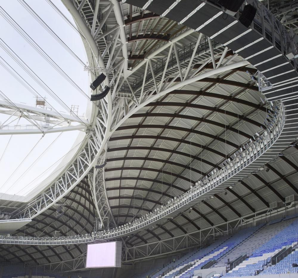 Những chỗ ngồi tạm thời có thể dễ dàng tháo gỡ và vận chuyển đến một quốc gia khác.