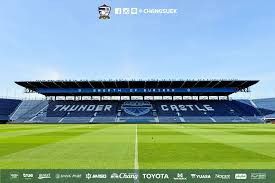 Với diện tích hơn 600.000 m2, sân vận động Chang Arena có sức chứa 32.600 chỗ ngồi. Ảnh: Facebook.