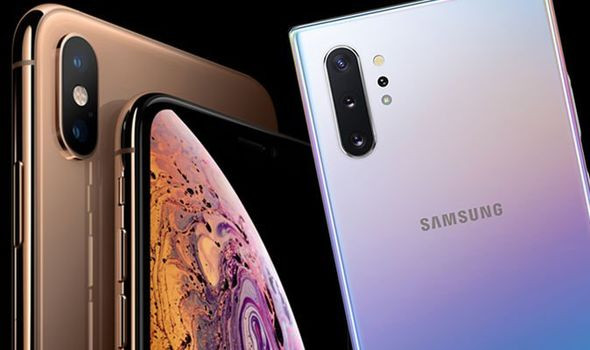 Đến gần thời điểm ra mắt, một số nguồn tin thân cận khẳng định iPhone mới vẫn dùng cổng Lightning, bên cạnh đó là các kết nối không dây như Bluetooth 5.0, Wi-Fi 6. Ảnh: DailyExpress. Ảnh: Mirror.