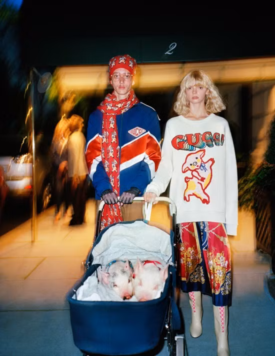 Heo con ngộ nghĩnh trên áo phông của Gucci. Ảnh: Gucci.