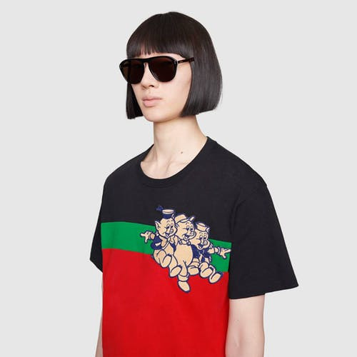 Các mẫu thiết kế này hứa hẹn mang tới một "cơn bão" cho các tín đồ thời trang châu Á với nền văn hóa coi trọng Tết Nguyên Đán. Ảnh: Gucci.