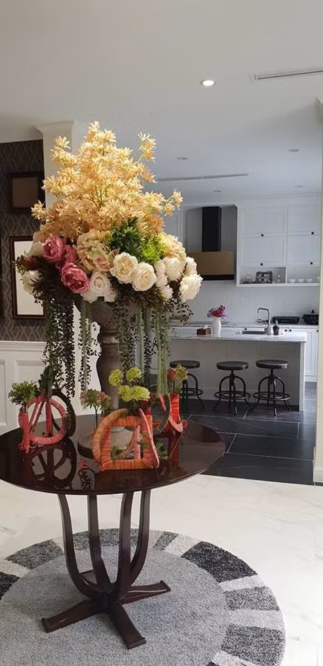 Góc bếp được thiết kế hiện đại, trẻ trung. Ảnh: Tintuconline.