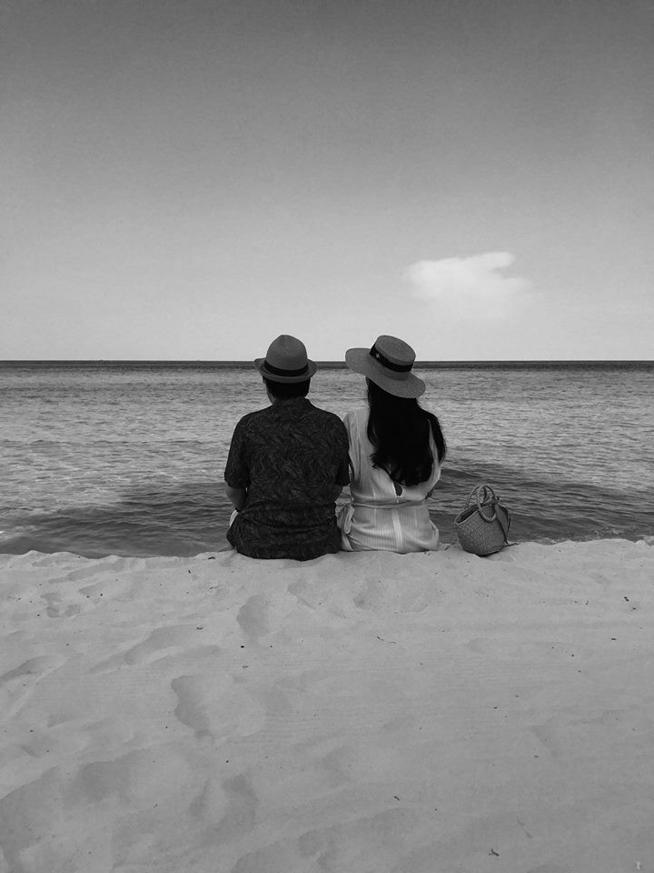 Tháng 11/2018, Thứ trưởng Huỳnh Quang Hải kết hôn với ca sĩ Đinh Hiền Anh (SN 1978, quê ở Nghệ An). Ảnh: VTC.