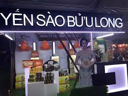 Khi kinh doanh mỹ phẩm ổn định, Nhật Kim Anh tiếp tục mở công ty yến sào.