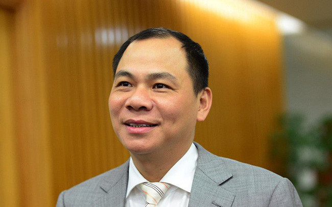 Hiện tại, số cổ phiếu VIC do ông Vượng nắm giữ (hơn 1,8 tỷ cổ phiếu) đang có giá 229.791 tỷ đồng, tương đương 9,926 tỷ USD.