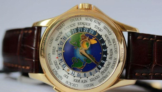 Quy dinh hoan thue cho be 9 tuoi mua dong ho 6 ty ra sao?