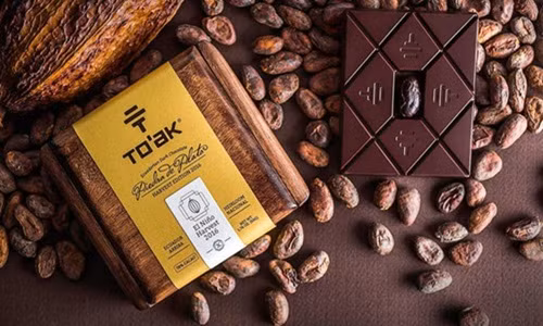 Vì sự quý hiếm và đắt đỏ nên không ít cánh mày râu muốn tìm mua thanh socola này để làm quà tặng nhân dịp 8/3. Nguồn ảnh: Omenkaonline.