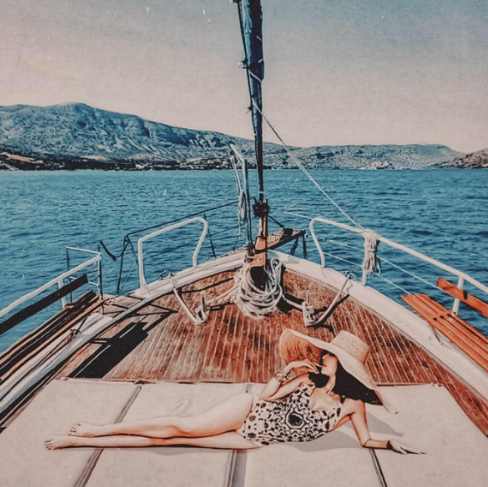 Đối với Mina, mỗi chuyến đi chính là 1 cuộc hành trình khám phá vô số điều mới lạ.