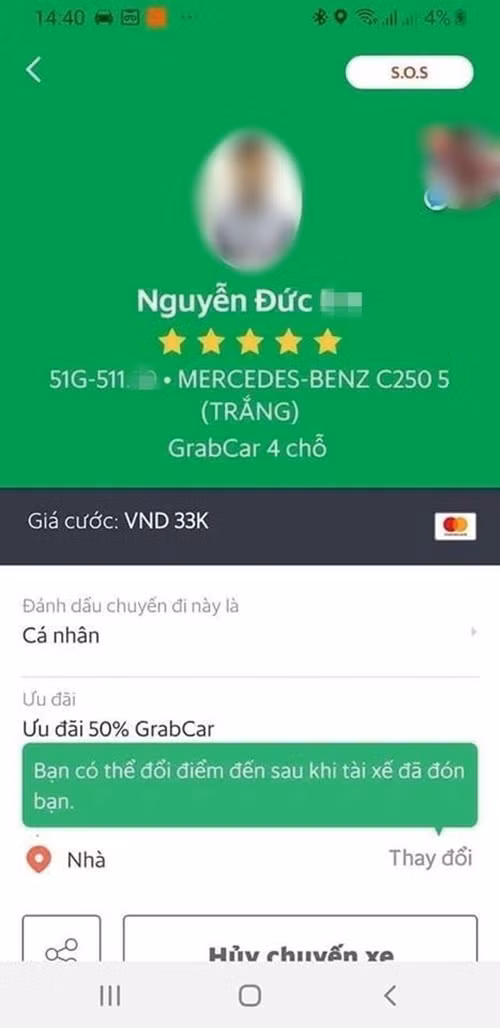 Choi soc: Dung xe Mercedes tien ty chay Grab kiem 33.000 dong-Hinh-2