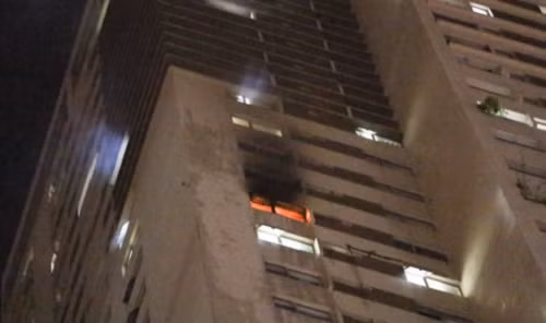 Chay lon o The Pride To Huu, nguoi dan hoang so bo chay trong dem