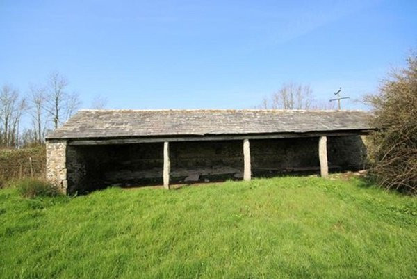 Jo Asby, công ty bất động sản John Bray cho biết, nơi này có thể bán cho ai đó muốn có một ngôi nhà thứ hai hoặc muốn ở khi về hưu.