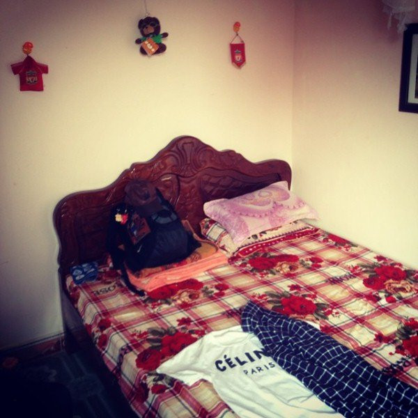 Phòng ngủ giản dị của tiền vệ Xuân Trường. Ảnh: Khám phá.