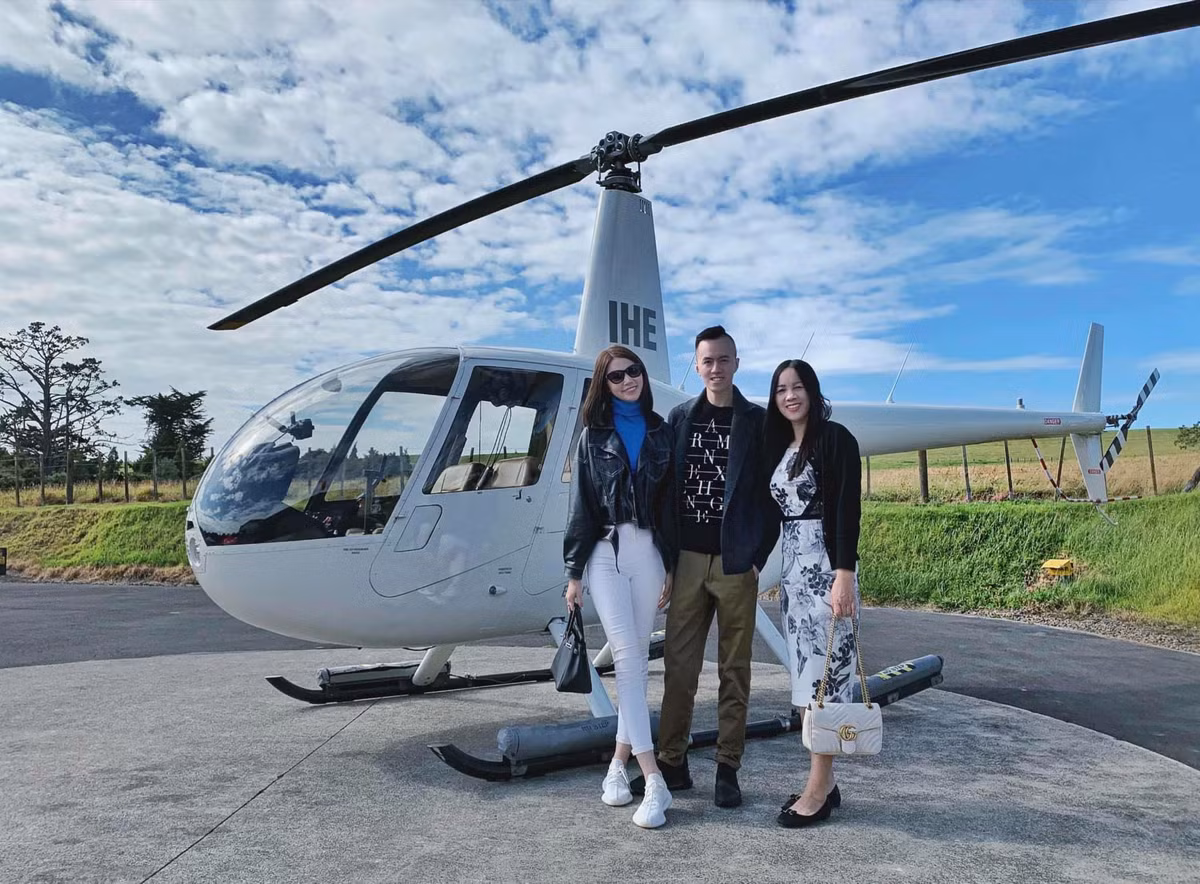 Năm 2015, cô giành ngôi Hoa hậu người Việt tại Úc rồi liên tục gây chú ý trong showbiz với gu thời trang đẳng cấp. Ảnh: Dân Việt.