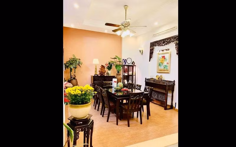 Qua những hình ảnh mới được đăng tải, không khó để thấy cô đang sống trong không gian rất nhiều người mơ ước.