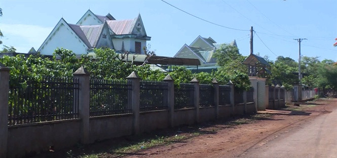 Lang ti phu vung bien, biet thu san sat, sang ra da co chuc trieu