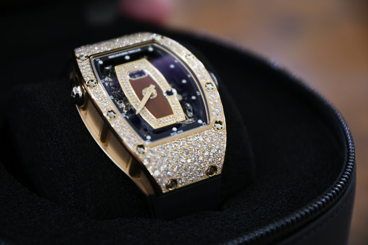 Mặc dù không phải là một thương hiệu lâu đời (thành lập năm 1999) nhưng họ đang có ảnh hưởng rất lớn tới lĩnh vực đồng hồ trên toàn thế giới. Ảnh: Chrono24.