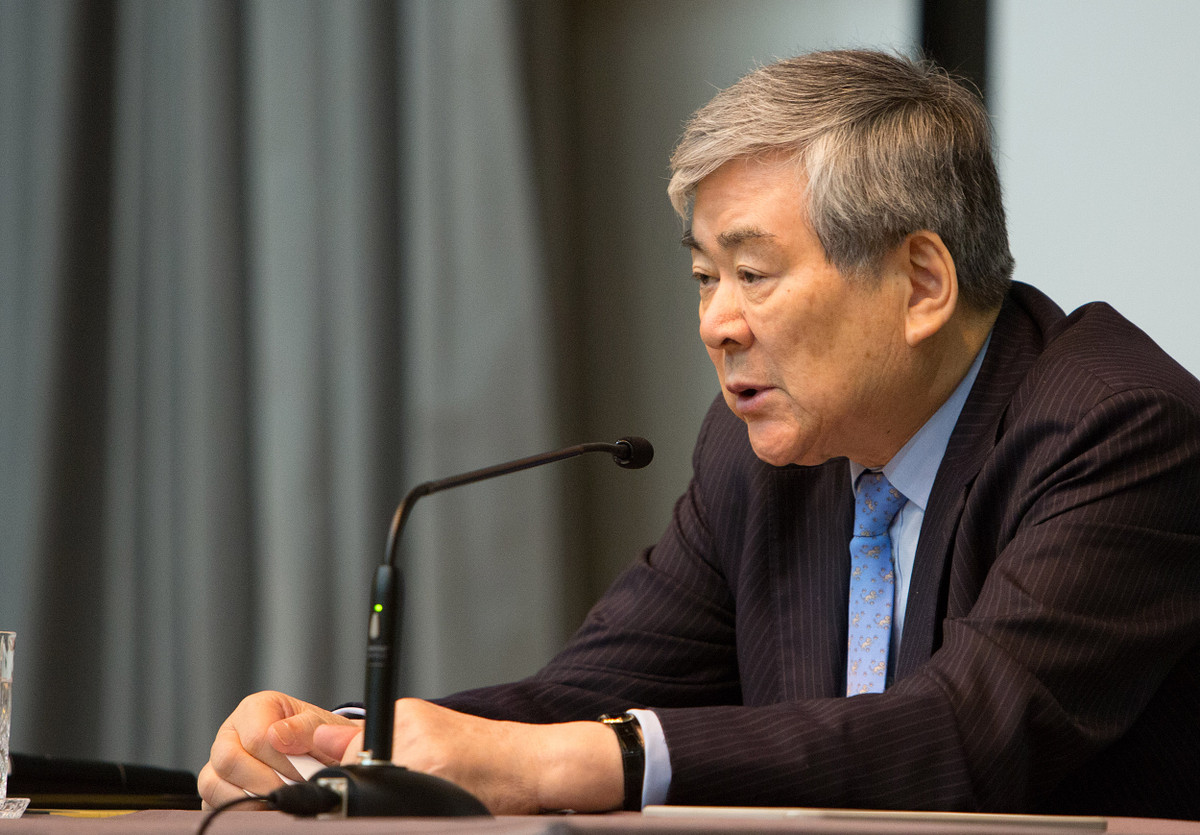 Ngoài hãng hàng không, Chủ tịch Korean Air Cho Yang-ho còn là người đứng đầu công ty mẹ của Korean Air, Hanjin Group, một trong những tập đoàn gia đình lớn nhất Hàn Quốc. Ông cũng là người đứng đầu hội đồng đã mang Olympic Mùa đông 2018 đến Hàn Quốc. Ảnh: Businesskorea.