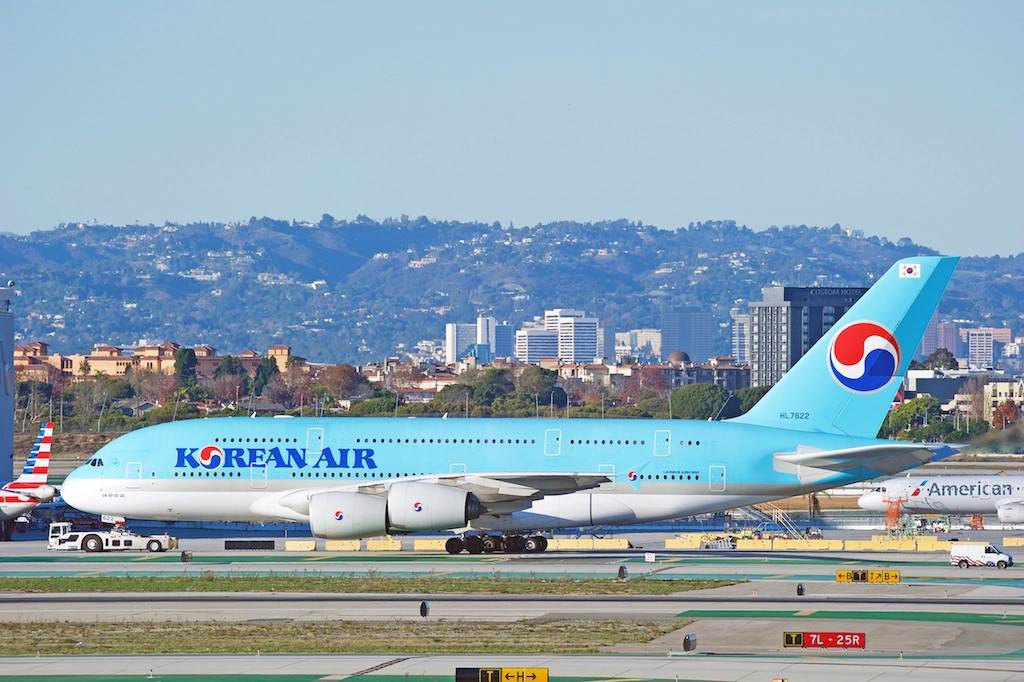 Dưới sự điều hành của Cho Yang-ho, doanh thu Korean Air đã tăng từ chưa đầy 2 tỷ USD lên 12,65 tỷ USD năm 2018. Đội bay của hãng cũng tăng gấp đôi, lên 167 phi cơ và số điểm đến tăng gần gấp ba, lên 124. Ảnh: The Jakarta Post.