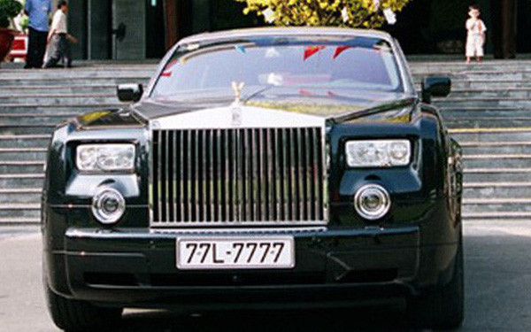 Đầu năm 2008, bà Diệp gây xôn xao khi nhập khẩu chính hãng chiếc Rolls-Royce Phantom màu lục với giá trị lên tới 2,3 triệu USD, trong đó giá gốc là 1 triệu USD và thuế, phí là 1,3 triệu USD.