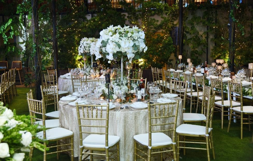 Từng sảnh đều được trang bị hệ thống âm thanh, ánh sáng, màn hình chiếu hiện đại.