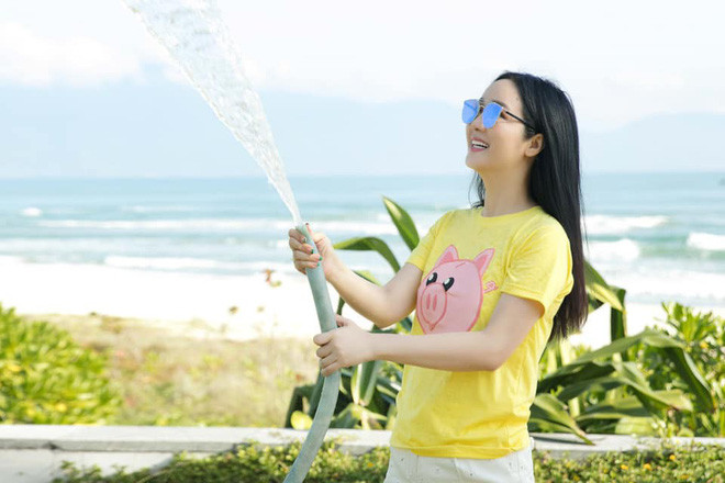 Những năm gần đây, Hoa hậu đền Hùng còn được biết đến nhiều hơn khi là một doanh nhân tài giỏi, thành đạt. Nhờ đó, người đẹp sở hữu một cuộc sống vương giả khiến nhiều người mơ ước.