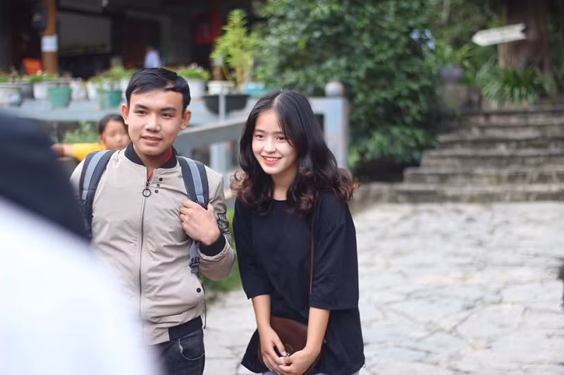 Ngam thieu nu Ha Giang ban le xinh dep noi nhu con-Hinh-3