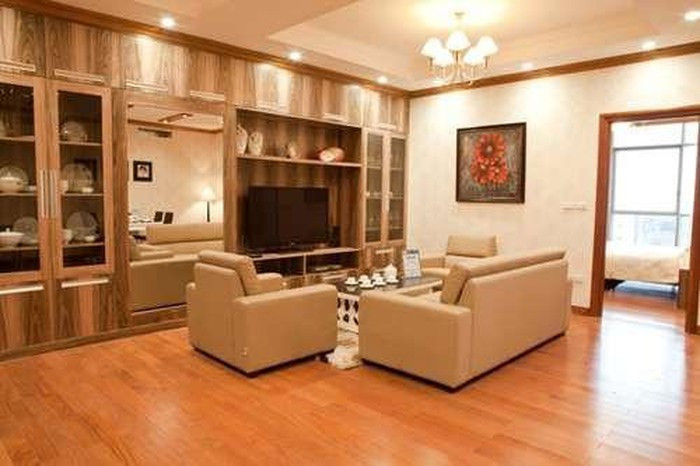 Căn hộ được thiết kế với nhiều chi tiết sang trọng và bày biện tinh tế. Ảnh: Pnsk.