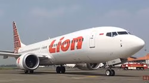 Đáng chú ý, chiếc Boeing của Lion Air bị rơi xuống biển chỉ sau 2 tháng rưỡi được bàn giao. Ảnh: Flying Magazine.