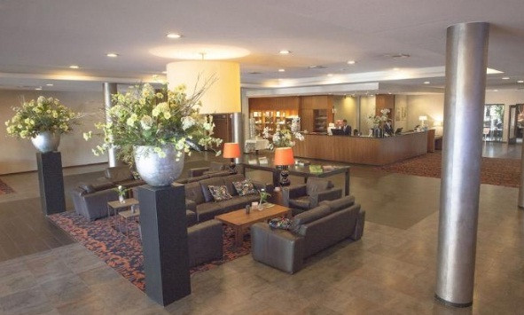 Sảnh chờ bên trong khách sạn. Ảnh: Traveloka.