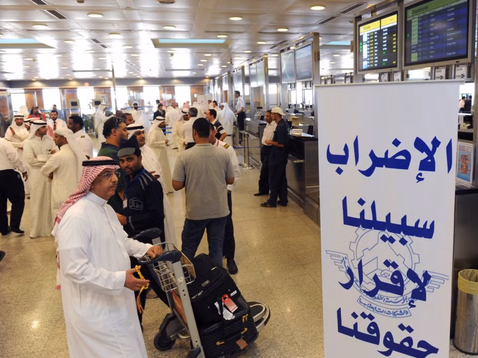 Sân bay quốc tế Kuwait có điểm số hiệu suất đúng giờ thấp hơn Lisboa Portela nhưng lại được đánh giá cao hơn về chất lượng phục vụ. Sân bay phục vụ 6 triệu khách mỗi năm và được Skytrax xếp hạng 3 sao.