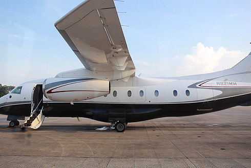 Đây chỉ là một trong số 8 máy bay do người anh trai nuôi của Lý Nhã Kỳ sở hữu.