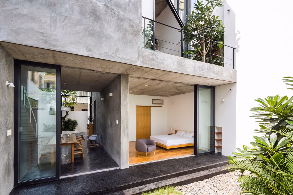 Các phòng ngủ chồng lên nhau theo hình zic zắc và tách biệt với khoảng thông tầng. Nguồn ảnh: Hiroyuki Oki.