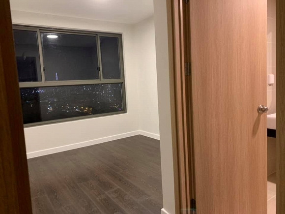 Sàn gỗ sang trọng với tông màu tự nhiên.