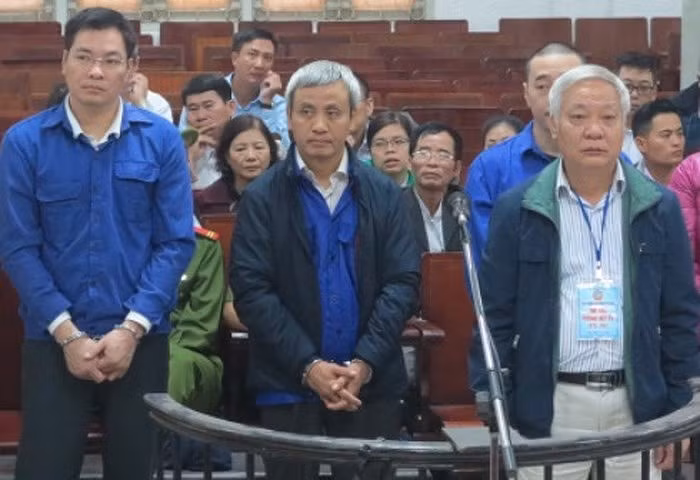 Truy to con re cuu Chu tich NH Dau khi toan cau