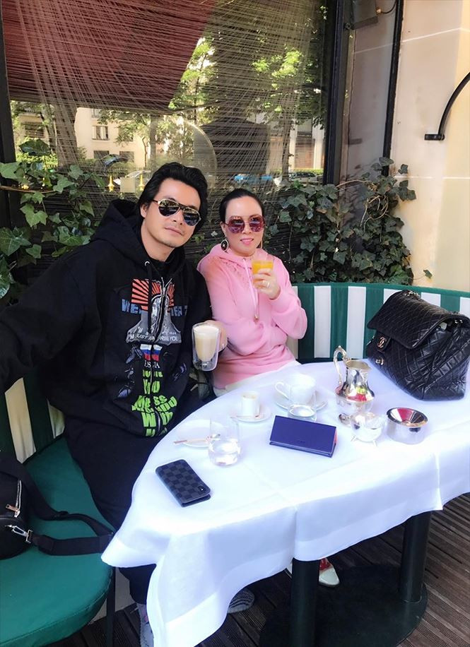 Cái tên Phượng Chanel bắt nguồn từ niềm đam mê đặc biệt với nhãn hàng Chanel của cô. Ảnh: Tiền phong.