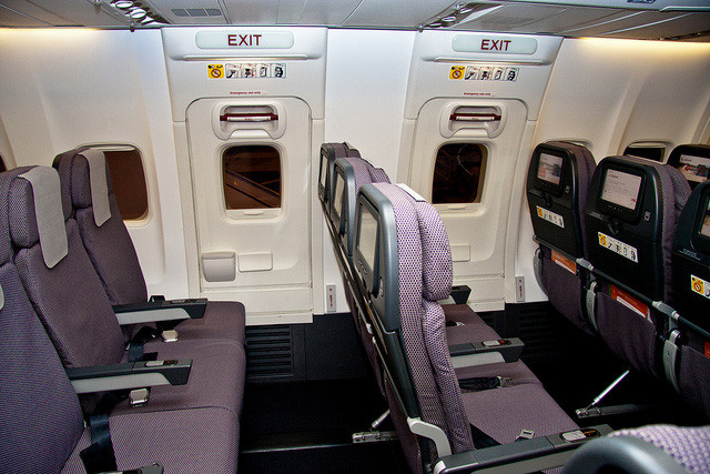 Sau khi sáp nhập Boeing với McDonnell Douglas, 737−800 là dòng máy bay được lựa chọn khi Boeing ngừng sản xuất phi cơ McDonnell Douglas MD-80 và MD-90. Ảnh: Iccjet.