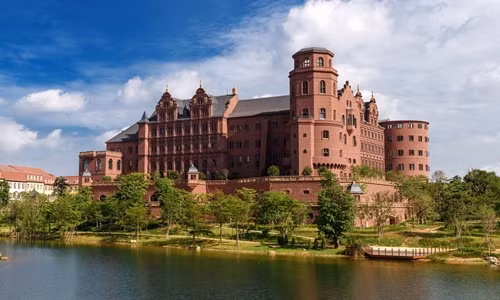 Diem mat nhung 'uu ai' khung Huawei nhan tu chinh phu Trung Quoc