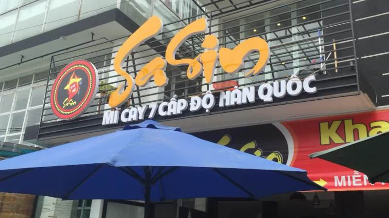 Quán mì cay của Quốc Trường khiến nhiều người khen ngợi hết lời trên mạng xã hội.