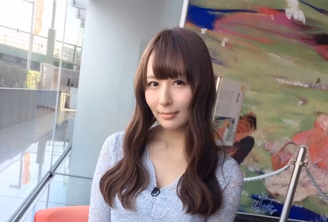 Co dao goi cam nhat lang phim 18+ bi nhiep anh gia quay roi