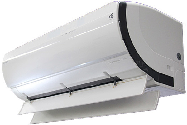 Điều hòa được xem là thiết bị ngốn nhiều tiền điện nhất trong mùa hè. Để tiết kiệm điện, người dùng cần để mức nhiệt độ tốt nhất là từ 26 đến 28 độ C. Nhiệt độ điều hòa chỉ nên chênh lệch với nhiệt độ ngoài trời từ 10 đến 12 độ C.