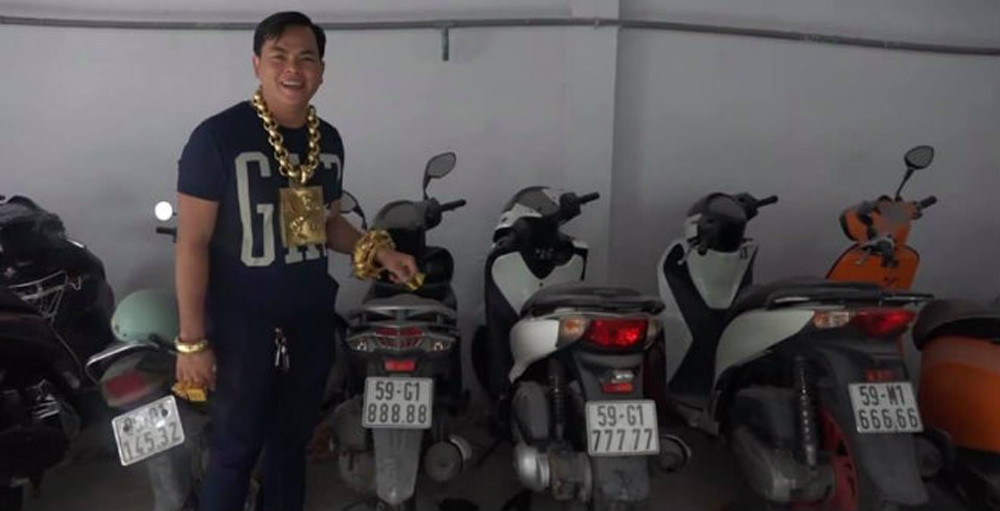 Bên cạnh đó, đại gia Phúc XO còn có thú vui chơi siêu xe. Ảnh: Suckhoedoisong.