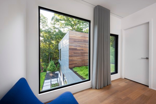 Khu vực tầng trên bao gồm các phòng ngủ.