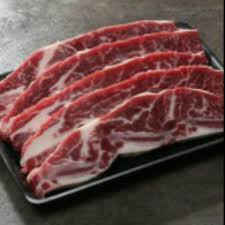 Theo Vnexpress, giá thịt heo Mỹ nhập khẩu đang rẻ hơn 15% so với hàng Việt. Ảnh: Shopee.