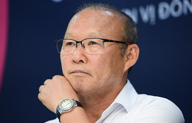 Ngoài ra, thầy Park còn có sở thích nuôi chó và ăn nước mắm. Ảnh: Zing.