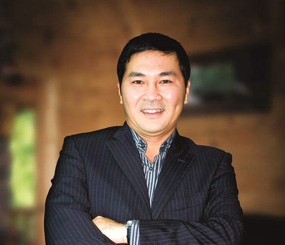 Từ năm 1992 - 1998, ông Nguyễn Hoài Nam từng làm Giám đốc Tài chính của 3C. Corporation. Sau đó, ông lần lượt chuyển sang làm Giám đốc tài chính của TTT Corporation và giữ vị trí Giám đốc của Viet Au Investment Co. Ảnh: Lao Động