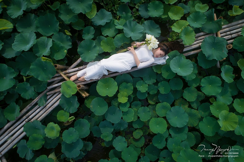 Chi phí chụp ảnh được chia theo nhiều mức khác nhau. Gói chụp ảnh giá rẻ từ 299.000 - 499.000 đồng/người. Ảnh: Trung Nguyen Photo.