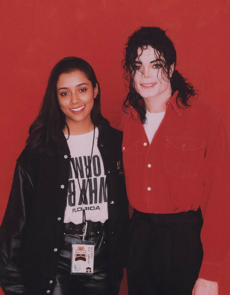 Khi Michael chia tay vợ là Lisa Marie Presley, Shana đã nuôi hy vọng có thể chung sống lâu dài với ông hoàng nhạc Pop.